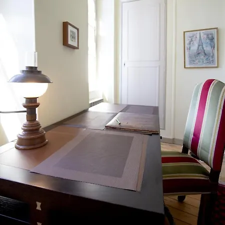 Centre Historique, Climatisé Avec Terrasse